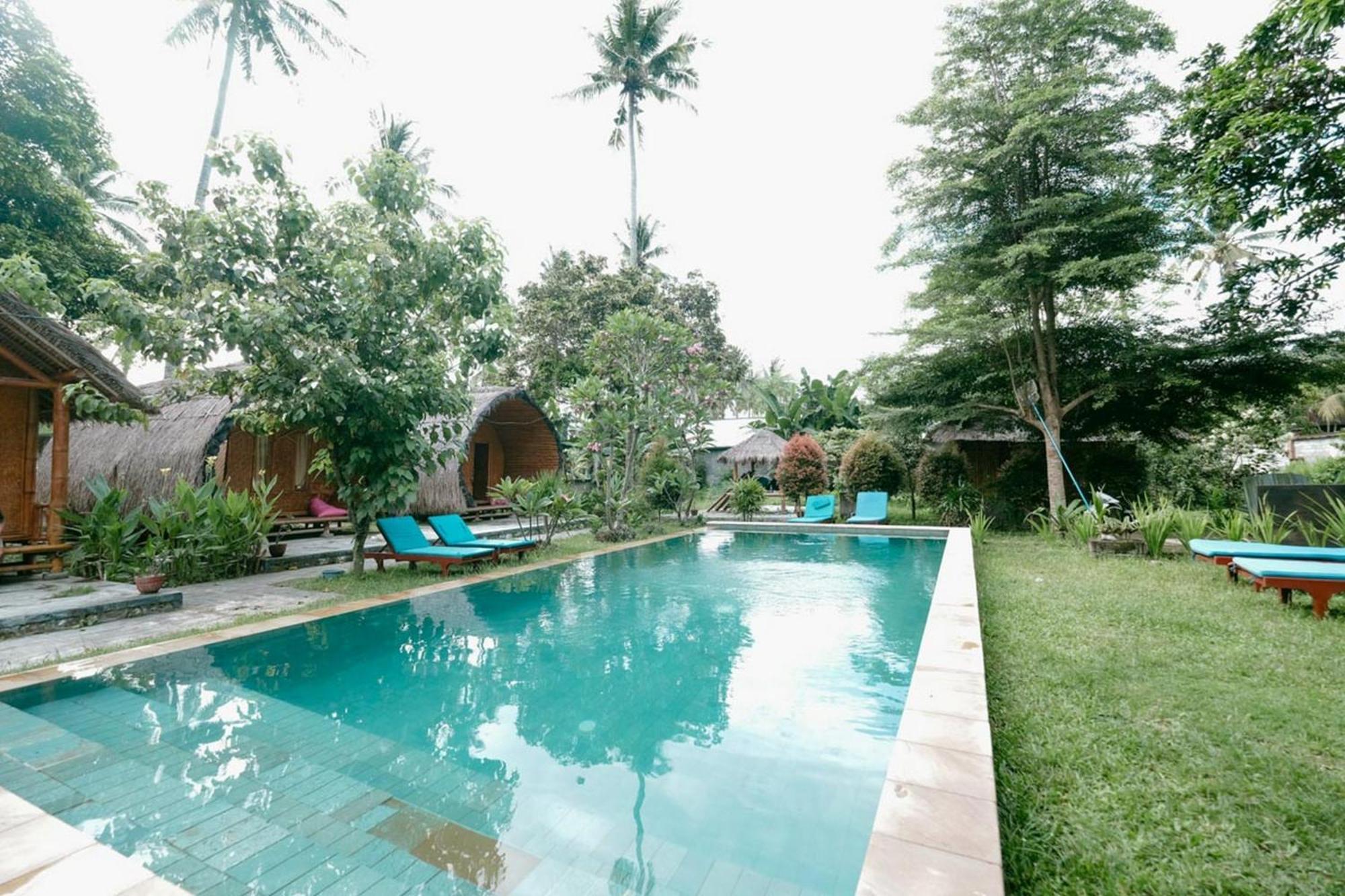 Cici Bungalow Senggigi Mangsit Exterior photo