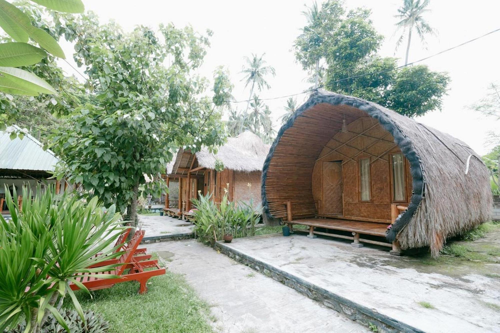 Cici Bungalow Senggigi Mangsit Exterior photo