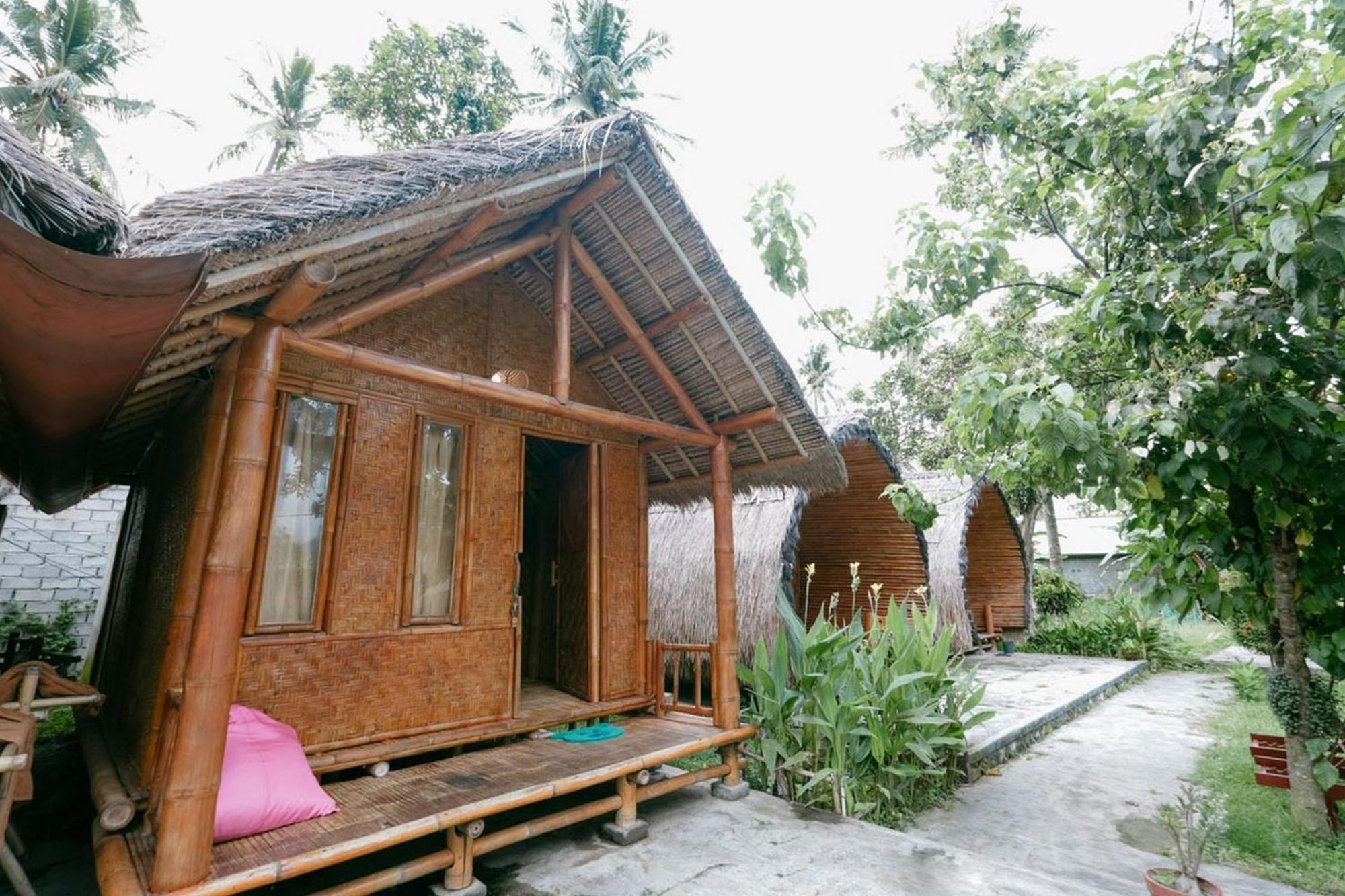Cici Bungalow Senggigi Mangsit Exterior photo