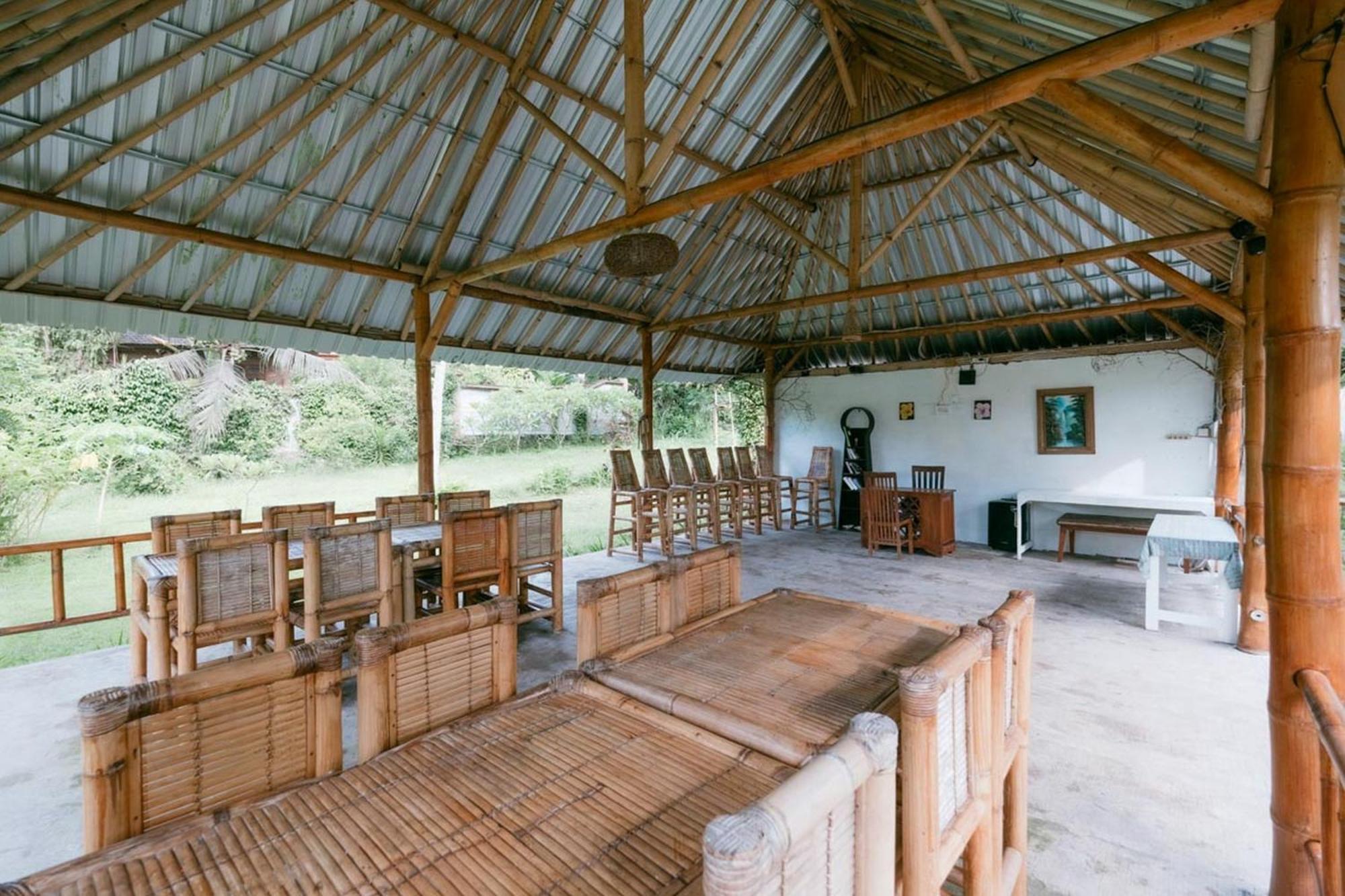 Cici Bungalow Senggigi Mangsit Exterior photo